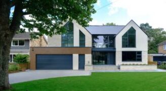 Bespoke glazing to modern house in Cambridgeshire.