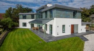 Structural steel and glazed coastal new build in Cornwall