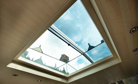 Electric sliding rooflight