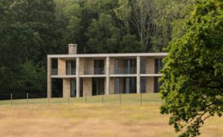 Bespoke luxury home in the South Downs