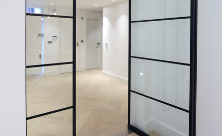 Mondrian Internal pivot Doors