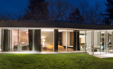 panoramah! ah!60 triple glazed slim sliding doors on a villa in Switzerland