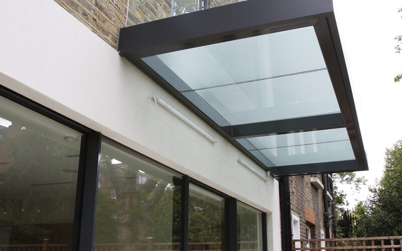 cantilevered glass balcony