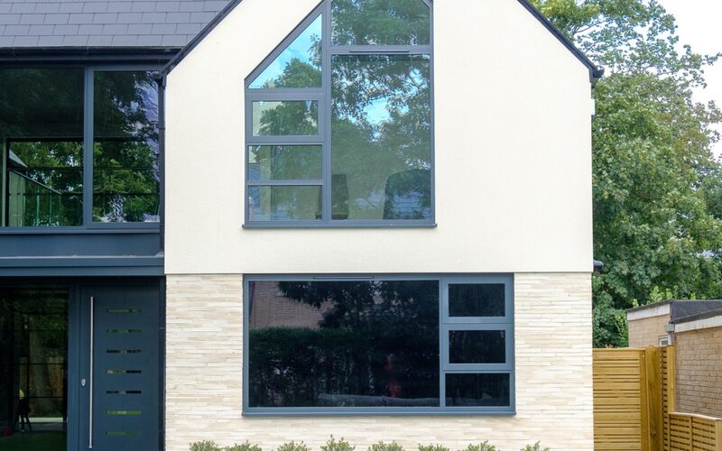 Oversized glazing to modern house in Cambridgeshire