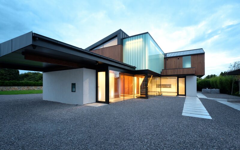 contemporary home entrance with glass