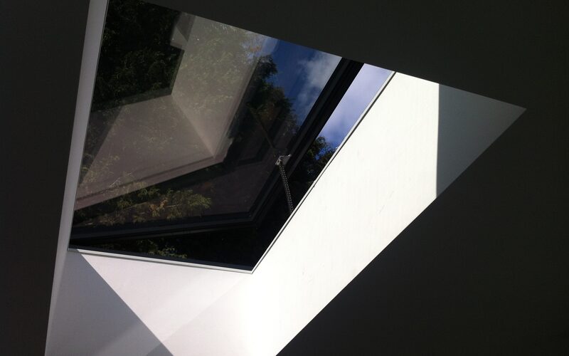 ARES auto venting rooflight system