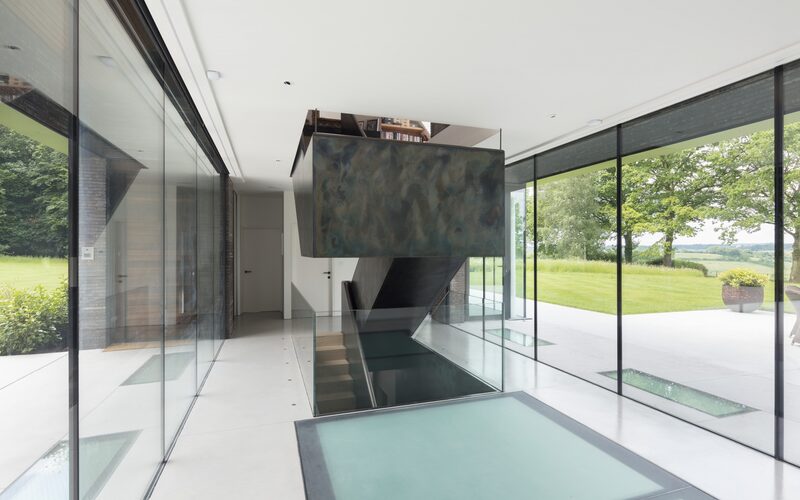 Water End House sliding door system