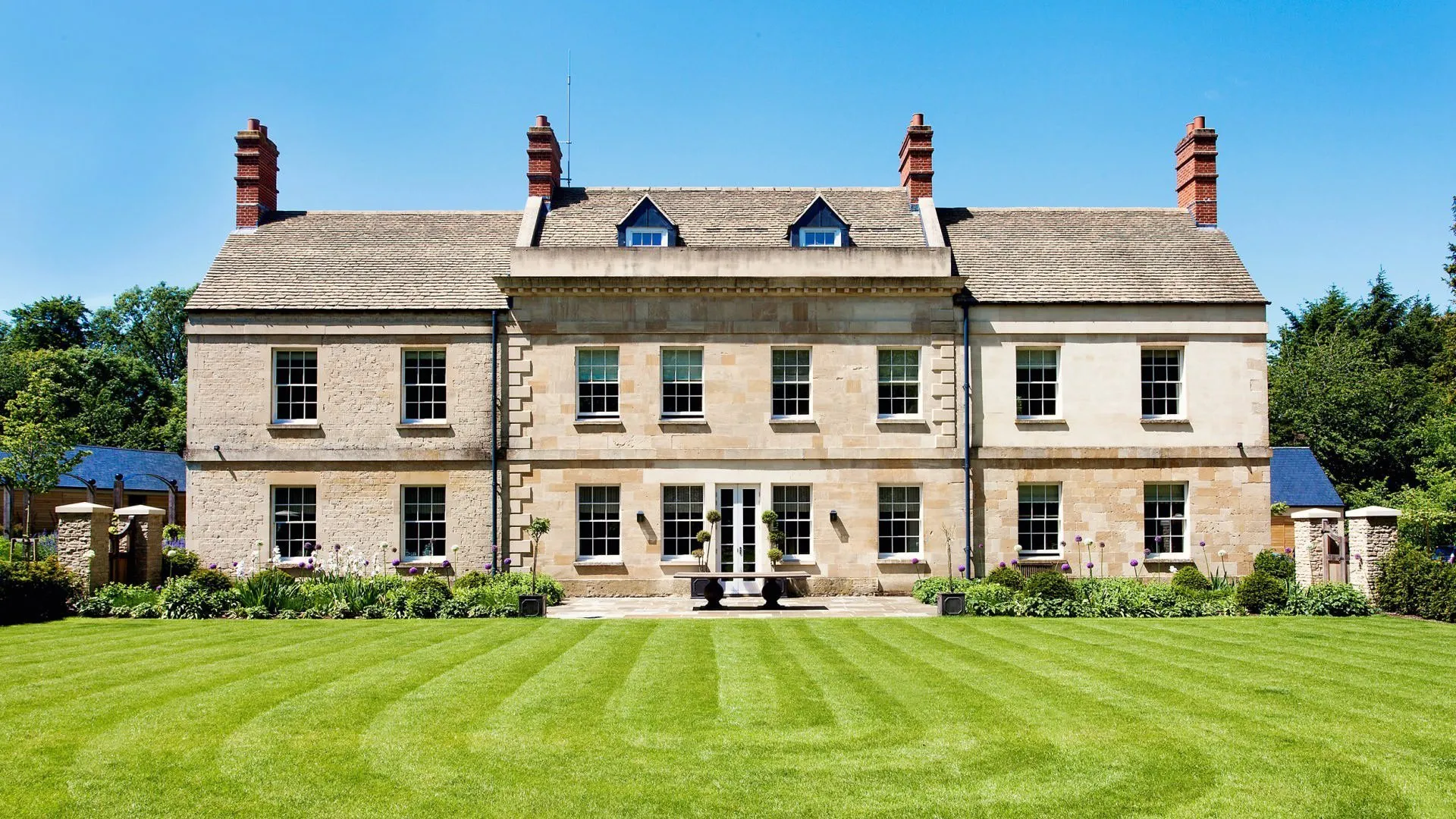 country house north lodge at blenheim palace